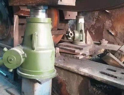 大噸位螺旋千斤頂是造船必備的頂升工具